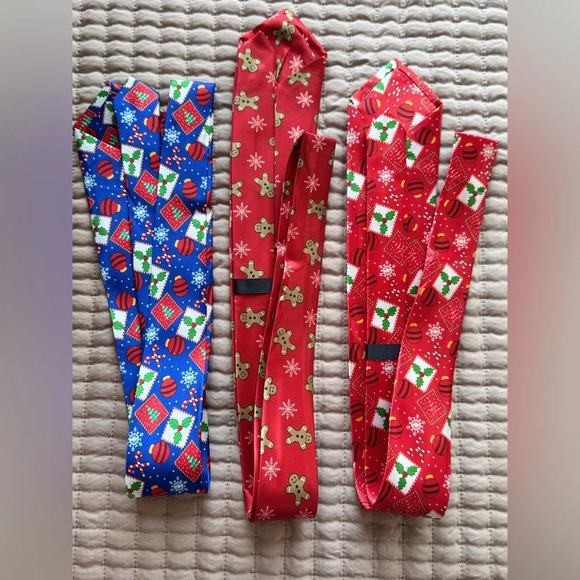 Men's Christmas/Holiday Neck Ties Bundle of 3 New 🎅🏻 🎄 - Picture 3 of 3